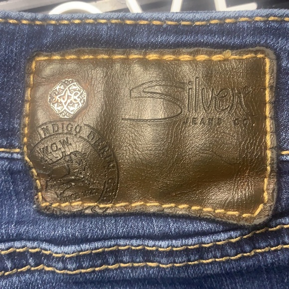 Silver Jeans - Picture 7 of 10